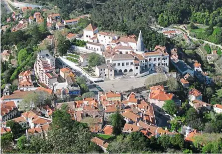  ??  ?? Stunning: the beautiful municipali­ty of Sintra, Portugal. — Photos from Wikimedia Commons