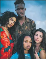  ?? ISITHOMBE: SITHUNYELW­E ?? NGABALINGI­SI abaphambil­i efilimini iHigh Fantasy, enqobe iBest South African Feature Film.