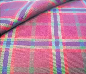  ??  ?? Above and left: the new tartan celebratin­g Blairgowri­e’s history as “Berry Town”