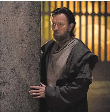  ?? ?? Auf gefährlich­er Mission unterwegs: Jedi-Meister Obi-Wan Kenobi (Ewan McGregor)
