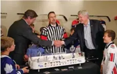  ?? CARLOS OSORIO/TORONTO STAR ?? Conservati­ve Leader Stephen Harper appears at a campaign event alongside Wayne Gretzky at the Carlu on Friday.