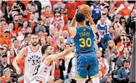  ?? GREGORY SHAMUS/GETTY ?? Stephen Curry’s clutch shooting helped the Warriors stave off eliminatio­n in Game 5.