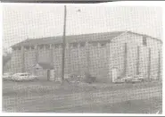  ?? COURTESY PHOTO ?? A photo of the old Farmington High gym from the 1959 school yearbook.