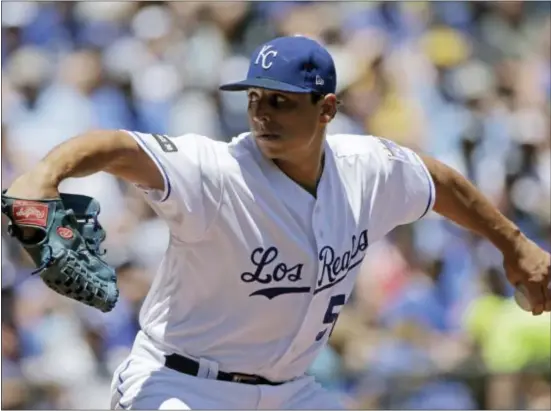  ?? THE ASSOCIATED PRESS ?? Kansas City Royals starting pitcher Jason Vargas won his 11th game on Saturday, the most in baseball.