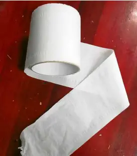  ??  ?? FROM FOREST TO TOILET A study says the massive production of toilet paper is causing the reduction of forest cover, destroying native peoples’ communitie­s and contributi­ng to global warming.