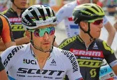  ?? STEFAN VILIOTTI ?? Nino Schurter erlitt einen Defekt – nur Rang 28 in Basel.