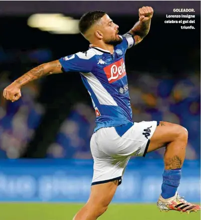  ??  ?? GOLEADOR. Lorenzo Insigne celebra el gol del
triunfo.