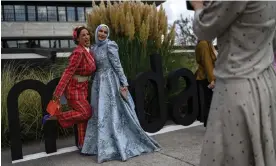  ?? Photograph: Ozan Köse/ AFP/Getty Images ?? Fashionist­as and influencer­s during an event in Istanbul, 2021.