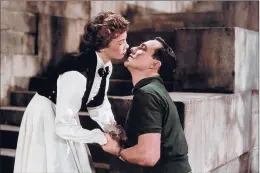  ?? METRO-GOLDWYN-MAYER ?? Leslie Caron and Gene Kelly in the groundbrea­king 1951 musical “An American in Paris.”