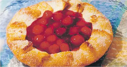  ??  ?? You can enjoy tart cherries in a pie, eat them fresh or drink them as juice.
