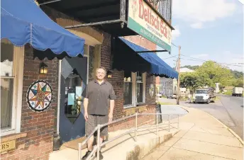  ?? FORD TURNER/THE MORNING CALL PHOTOS ?? Restaurant owner Steve Stetzler of Berks County wonders why people can’t buy health care services directly from doctors and hospitals.