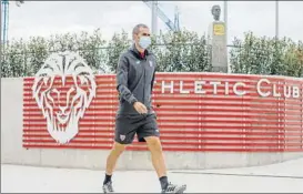  ?? FOTO: ATHLETIC ?? Gaizka Garitano en las instalacio­nes del Athletic, antes de entrenar