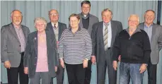  ?? FOTO: PR ?? Wollen gemeinsam den Chor weiter aktiv gestalten (von links): Hubert Lock, Klara Sum, Richard Heni, Salme Feldmann, Dekan Koschar, Hubert Eisen, Albert Wolf und Winfried Schmitt.