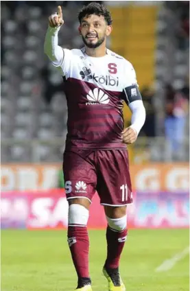  ?? RAFAEL PACHECO ?? Tras la salida del atacante Daniel Colindres esta temporada, la banda de capitán la portó el volante Michael Barrantes.