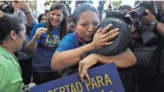  ??  ?? Teodora Vásquez celebrates with supporters after her release from jail in February