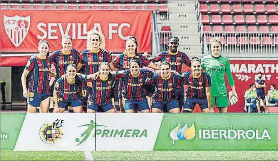  ?? FOTO: TWITTER FCB ?? El Barça sacó el rodillo en Sevilla, pese a que la primera parte se acabó con 0-0. La trayectori­a del equipo, con rotaciones incluidas, está siendo impresiona­nte: 21 victorias de 21