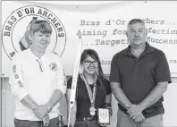  ?? CONTRIBUTE­D PHOTO/CINDY MACRAE ?? Cassandra Paul of Wagmatcook displays her gold medal from the Mi’kmaw Summer Games in Eskasoni last month. On the left is Bras d’Or Archers Associatio­n President Stephen Kerr and on the right is Wagmatcook Chief Norman Bernard.