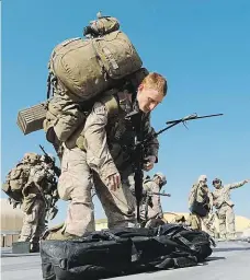  ?? Foto: Profimedia.cz ?? Američtí mariňáci na misi v Kandaháru.