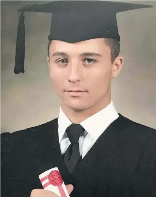  ?? PHOTOS: MORRISSETT­E-PERKINS FAMILY ?? Weeks after graduating from John Rennie High School, Tristan Morrissett­e-Perkins, 16, was struck and killed by a passenger train on a rail bridge near Lancaster, Ont. A cousin and friend narrowly escaped with their lives.