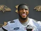  ?? BALTIMORE SUN KENNETH K. LAM/ ?? Ravens cornerback Marlon Humphrey speaks with reporters after Wednesday’s 90-minute training camp practice.