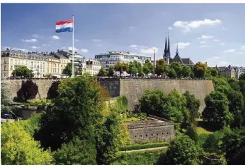  ?? FOTO: BILDAGENTU­R HUBER/R.SCHMID ?? Luxemburg will für die europäisch­en Behörden mietfrei Gebäude zur Verfügung stellen und so im Standortwe­ttbewerb gegen die übrigen 26 Staaten punkten..