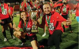  ?? ALAJUELENS­E ?? El ídolo manudo va por su segundo título con las leonas.