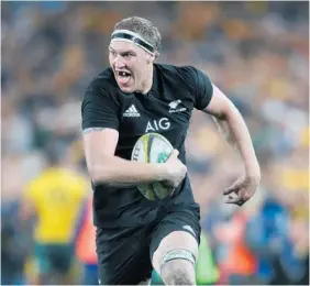 ?? Photo / Photosport ?? Brodie Retallick scored after pulling off an outrageous dummy.
