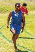  ?? ?? Fraaisig Primary School athlete Sean Ruiters powers on in his sprint.
