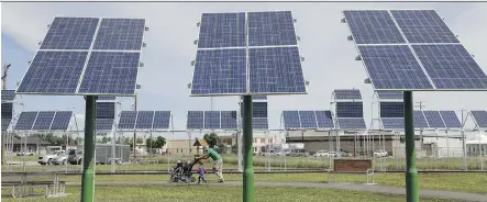  ?? JEFF MCINTOSH ?? The town of Vulcan’s new solar park is a different kind of source for renewable energy.