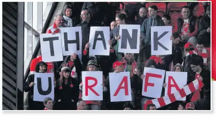  ??  ?? Liverpool fans’ affection after he left Anfield, above, was in stark contrast to the reception he got from Chelsea fans, below