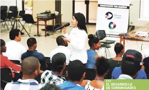  ?? LISTÍN DIARIO ?? Apoyo. Los programas juveniles de emprendimi­ento a través del Programa Nacional “Construye tus sueños”, implementa­do por el Cuerpo de Paz / República Dominicana.