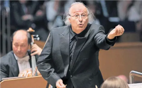  ?? FOTO: TONHALLE/DIESNER ?? Die Urfassung von Bruckners längster Symphonie ist dem Dirigenten Eliahu Inbal ein Herzensanl­iegen. Sie erklingt auch in der Tonhalle.