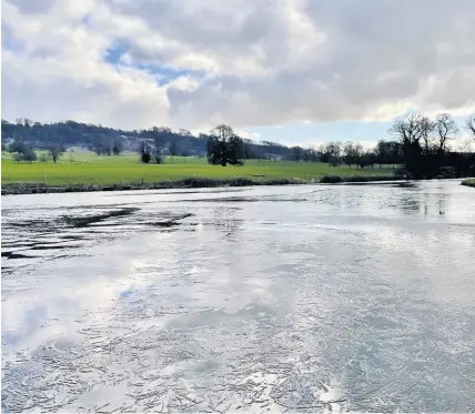  ??  ?? Ice on Longleat’s Half Mile Lake this week. Top right, Lady Kathleen Thynne and Mr Hughes skating on Longleat’s Half Mile Lake in Jan-Feb 1917 and below, four soldiers pushing a makeshift tobogan on the ice at Longleat in 1917