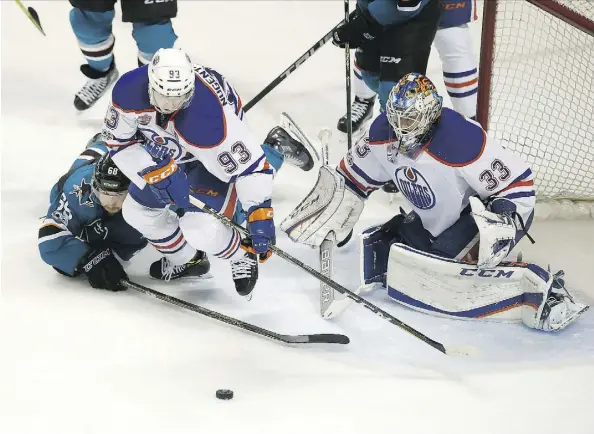  ?? TONY AVELAR/ASSOCIATED PRESS ?? Oilers centre Ryan Nugent-Hopkins figures to get the unenviable assignment of trying to contain Anaheim Ducks counterpar­t Ryan Getzlaf in their Western Conference semifinal, which begins Wednesday at the Honda Center in Anaheim.