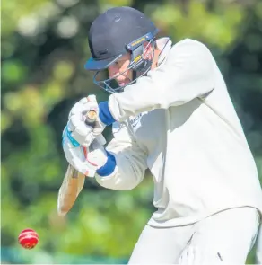  ?? PICTURE: Paul Gillis ?? Lansdown batting during a friendly with Hanham on Saturday