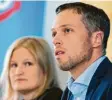  ?? Foto: dpa ?? AfD-Fraktionsc­hefin Katrin Ebner-Steiner und der Parlamenta­rische Geschäftsf­ührer Christoph Maier.