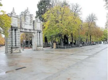  ?? Foto: Oskar Montero ?? Imagen que presenta la puerta de acceso al parque de la Taconera.