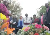  ?? PICTURE: TRACEY ADAMS ?? TRIBUTE: Religious leaders and parliament­arians laid wreaths at Parliament yesterday after a prayer service for Nelson Mandela at St George’s Cathedral. Deputy Speaker Nomaindia Mfeketo, third from right, said people were ‘united in a single purpose:...