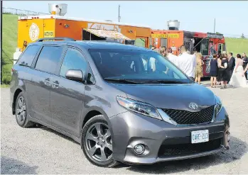  ?? PHOTOS: PETER BLEAKNEY/DRIVING ?? The 2017 Toyota Sienna drives smooth, quietly, and handles well.