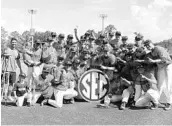  ?? COURTESY OF UF UNIVERSITY ATHLETICS ASSOCIATIO­N ?? The Florida Gators celebrate after winning the SEC regular-season baseball title Saturday at McKethan Stadium.