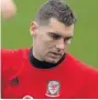  ??  ?? WORRIED Vokes could see both his bosses moving on