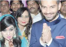  ??  ?? Tej Pratap Yadav exchanged rings with his fiancee Aishwarya Roy in Patna on Saturday. The marriage was to take place later in the evening.