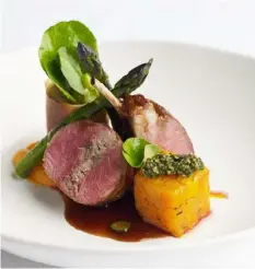  ??  ?? Luscious lamb: a sheep breed that thrives in the New Zealand high country is wowing restaurate­urs.