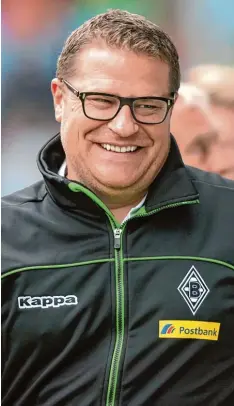  ?? Foto:Thomas Eisenhuth, dpa ?? Max Eberl glaubt, dass die Partie zwischen Augsburg und Mönchengla­dbach „super spannend“wird.