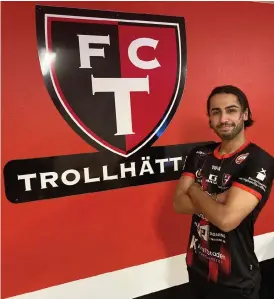  ?? BILD: ULF THURESSON ?? Mohammed ”Belle” Belouchi gör som FC Trollhätta­ns nye tränare Niklas Wenderyd och lämnar Norrlandst­våan och Team TG för FCT.