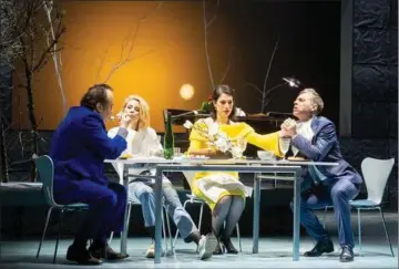  ?? ?? Der er fire medvirkend­e og fire akter i ”Werther” på Den Jyske Opera. Foto: Anders Bach