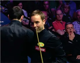  ??  ?? FLASHPOINT: O’Sullivan and Carter stun the Crucible crowd with their antics