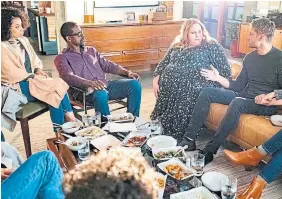  ?? RONBATZDOR­FF NBC ?? Susan Kelechi Watson as Beth, left, Sterling K. Brown as Randall, Chrissy Metz as Kate and Justin Hartley as Kevin on “This is Us,” which wraps up on Tuesday.