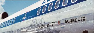  ?? Fotos: Sammlung Häußler ?? Am 15. Mai 1964 wurde die damals modernste Maschine der Lufthansa, eine dreistahli­ge Boeing 727, auf den Namen „Augsburg“getauft. Zehn Jahre trug sie den Namen.