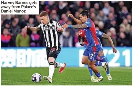  ?? ?? Harvey Barnes gets away from Palace’s Daniel Munoz